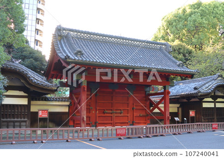 東京大學赤門、國家重要文化財產本鄉校區舊加賀宅邸禦主殿門,東京都文京區本鄉 東京大學赤門、國家重要文化財產本鄉校區舊加賀宅邸禦主殿門,東京都文京區本鄉 107240041