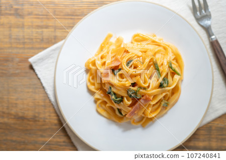 番茄奶油麵食 107240841