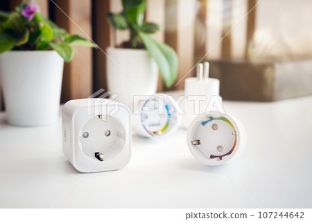 Using smart sockets in a smart home 107244642