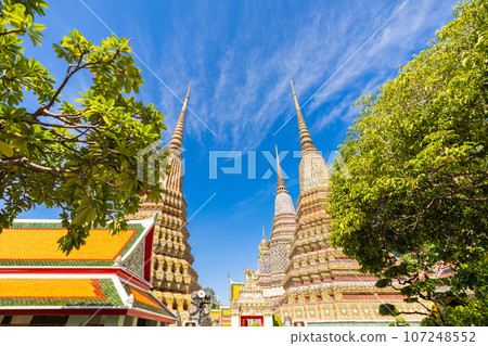 Bangkok, Wat Pho, flowering Buddha Buddha temple 107248552