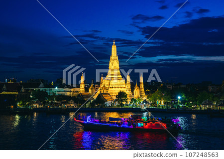 Night view of Wat Arun, the Temple of Dawn in Thailand (taken in 2023) Night view of Wat Arun, the Temple of Dawn in Thailand (taken in 2023) 107248563