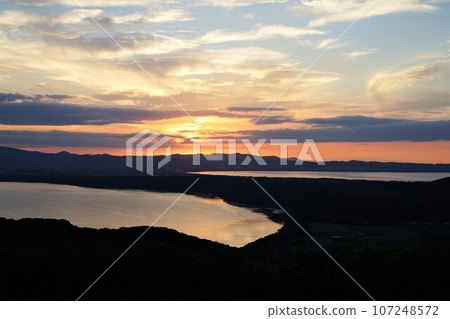 網走湖及能取湖，取自北海道網走市鄂霍次克流冰博物館 107248572
