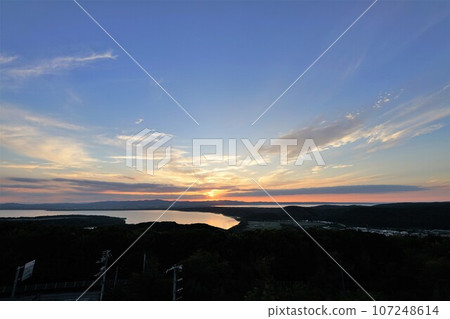網走湖及能取湖，取自北海道網走市鄂霍次克流冰博物館 107248614