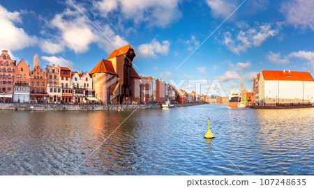 Panorama of Old Town and Motlawa in Gdansk, Poland 107248635