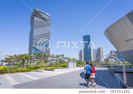 Songdo Central Park in Songdo  District, Incheon South Korea. 107251382