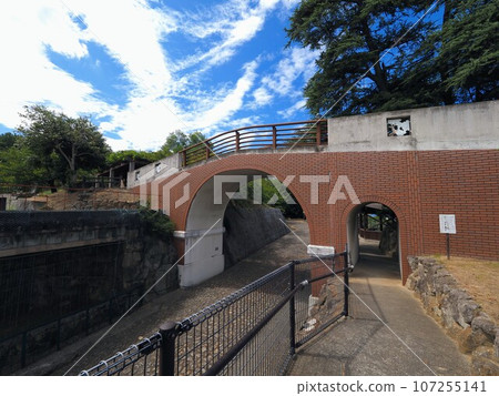 東陵公園橋與散步道【香川縣多度津町】 107255141