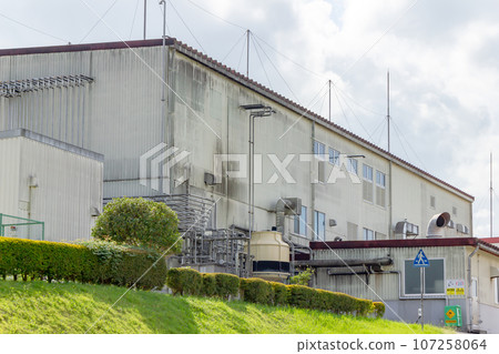Factory Factory 107258064