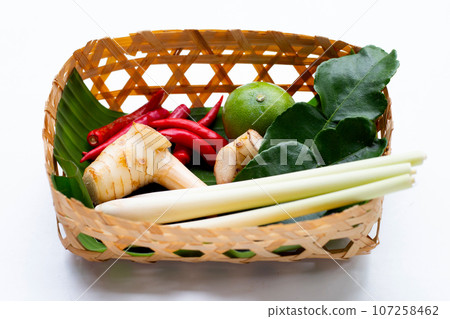 Thai organic tom yum berb set 107258462