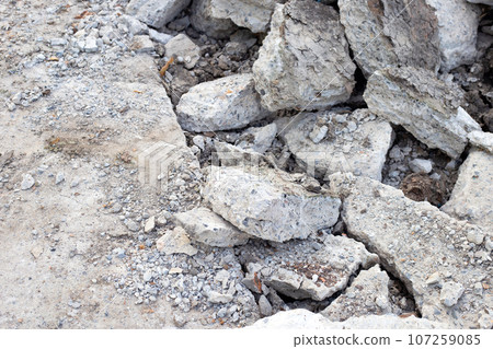 Piles of rubble after house demolition 107259085