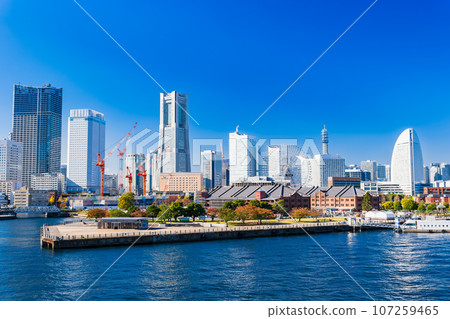 Yokohama Red Brick Warehouse and Minato Mirai autumn view 107259465