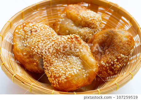 Sesame balls (Kai Hong). Thai dessert Sesame balls (Kai Hong). Thai dessert 107259519