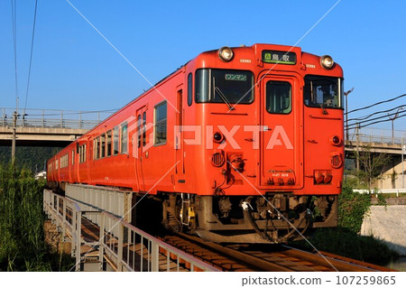 [JR West] Type Kiha 47 (San'in Main Line: Kurayoshi - Matsuzaki) 107259865
