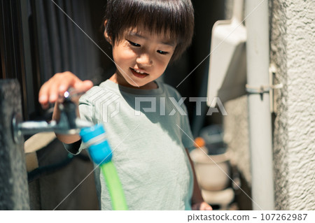 water supply, garden, younger 107262987