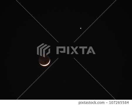 February 2023 Astronomical Show “Moon and Venus Approach” February 2023 Astronomical Show “Moon and Venus Approach” 107265584