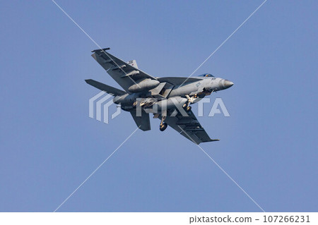 EOSR.山口岩國，戰鬥機準備著陸。 107266231