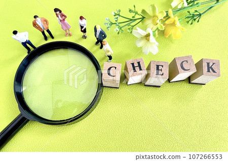 A person who discusses things to check/confirm A person who discusses things to check/confirm 107266553