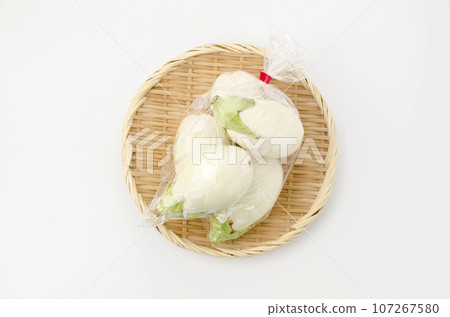 white eggplant bag 107267580