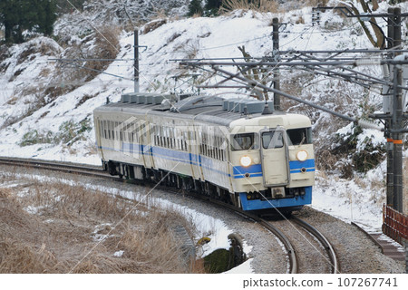 Hokuriku Main Line Isurugi-Kurikara JR West Series 475 A12 formation (Kanazawa) Hokuriku Main Line Isurugi-Kurikara JR West Series 475 A12 formation (Kanazawa) 107267741