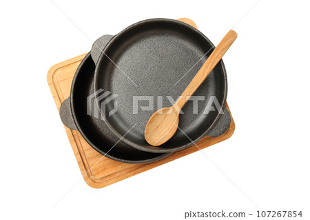 PNG, Empty pan, isolated on white background PNG, Empty pan, isolated on white background 107267854