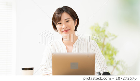 Computer women's room business Computer women's room business 107272576