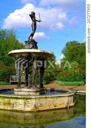 Statue of Diana in Hyde park, London Statue of Diana in Hyde park, London 107277959