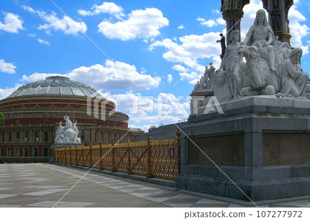 Albert Memorial in Hyde Park, London Albert Memorial in Hyde Park, London 107277972