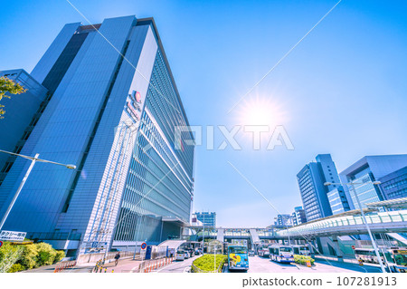 Japan's Yokohama cityscape A ray of hope...Shin-Yokohama Station, which has become more convenient with the arrival of Sotetsu trains (March) = 28th Japan's Yokohama cityscape A ray of hope...Shin-Yokohama Station, which has become more convenient with the arrival of Sotetsu trains (March) = 28th 107281913