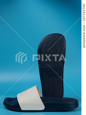 Blue rubber beach flipflops 107283700
