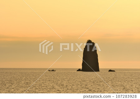 五島灘、角木灘和大角灘的夜景 107283928