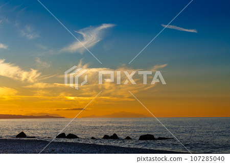 Sunset on the beaches of Spadafora, Sicily Sunset on the beaches of Spadafora, Sicily 107285040