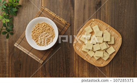 Koya tofu wood grain background Koya tofu wood grain background 107285371