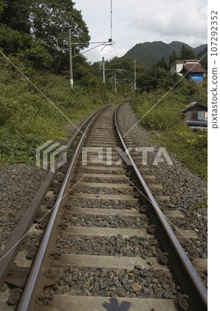 山形縣山形市峰之浦入口仙山線鐵路道口 山形縣山形市峰之浦入口仙山線鐵路道口 107292352