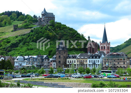 From the sightseeing boat down the Rhine: Stahleck Castle (on the hill) From the sightseeing boat down the Rhine: Stahleck Castle (on the hill) 107293304