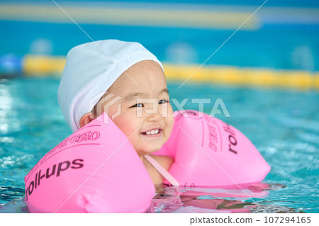 嬰兒游泳 107294165