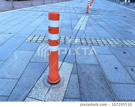 red pole cone red pole cone 107295510