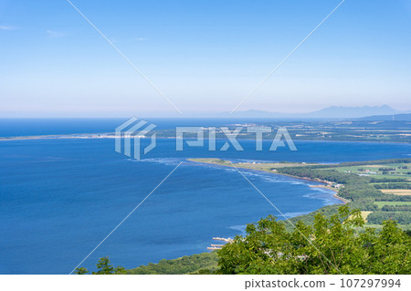 Lake Saroma Observation Deck East side 107297994