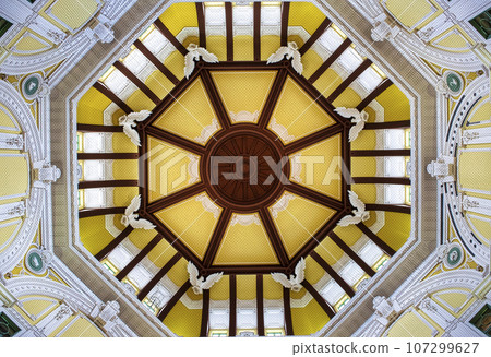 Tokyo Station Marunouchi South Exit Dome, a national important cultural property 107299627