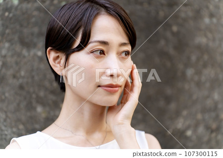 Beauty Women Whitening Beauty Women Whitening 107300115