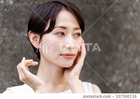 Beauty Women Whitening 107300116