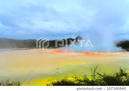 Artist Palette and Champagne Pool at Waiotapu Thermal Wonderland Artist Palette and Champagne Pool at Waiotapu Thermal Wonderland 107300840