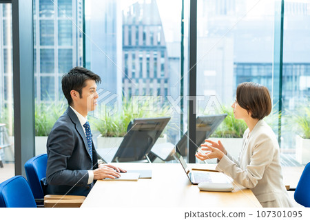 Business Men and Women Business Negotiation Interview Handshake Business Men and Women Business Negotiation Interview Handshake 107301095