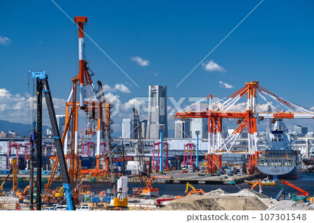 [Kanagawa Prefecture] Yokohama Honmoku Pier/Container Terminal 107301548