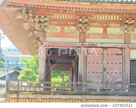 Temple  107302521
