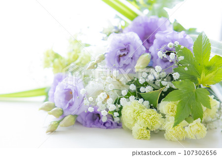 珠子和切花 107302656