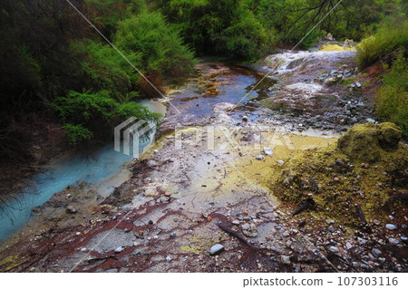 懷奧塔普地熱仙境 (Waiotapu Thermal Wonderland),紐西蘭的地熱區 懷奧塔普地熱仙境 (Waiotapu Thermal Wonderland),紐西蘭的地熱區 107303116