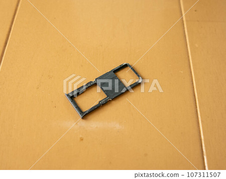 smartphone sim card tray 107311507