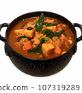 [AI illustration] Curry in a deep pot (green pepper, carrot, bay leaf) 107319289