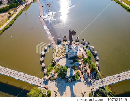 Sunny aerial view of The Keeper of the Plains Sunny aerial view of The Keeper of the Plains 107321349