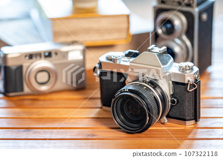 [Retro] Film camera [Vintage] 107322118
