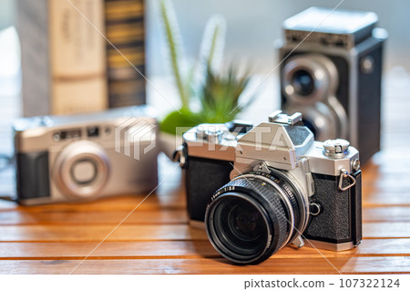 [Retro] Film camera [Vintage] 107322124